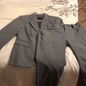 The Limited Gray Pant Suit Size 0